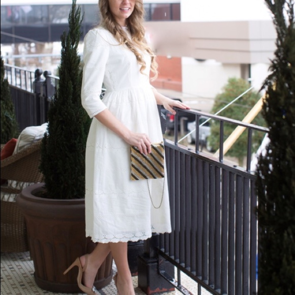 Dainty Jewell’s The Eyelit Lace Dress